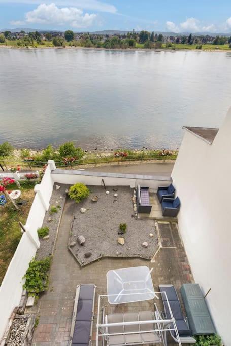 נויוויד Tiny Apartment With Spacious Terrace On The Rhine מראה חיצוני תמונה